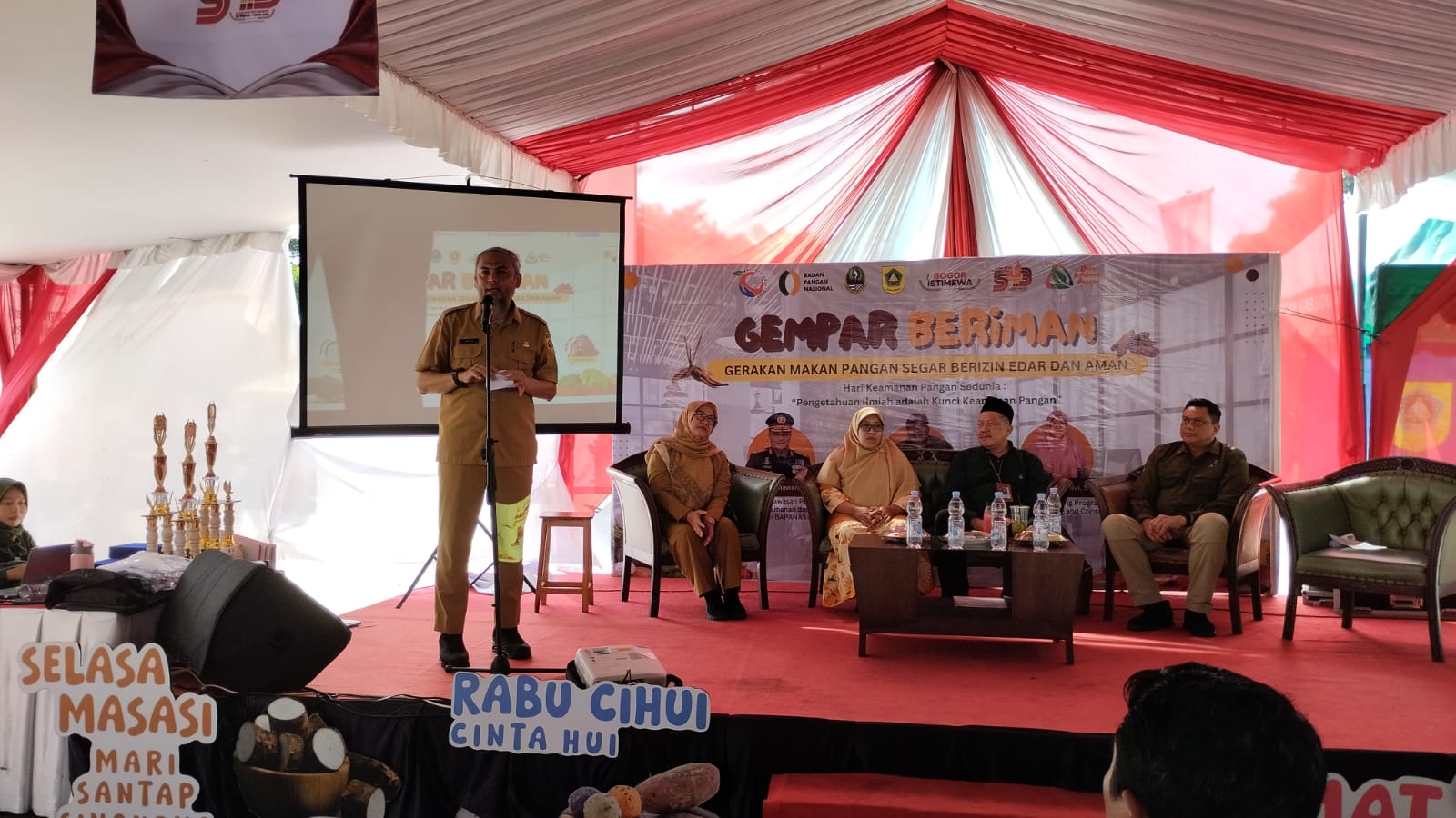 Pemkab Bogor Berupaya Tingkatkan Kesadaran Masyarakat Akan Masalah Keamanan Pangan